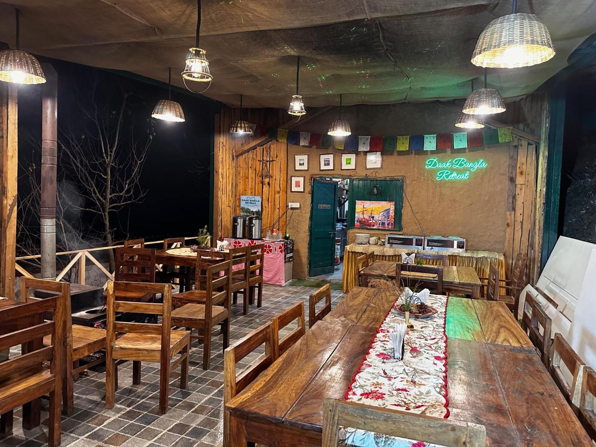 ホテル Daak Bangla Retreat クフリ エクステリア 写真